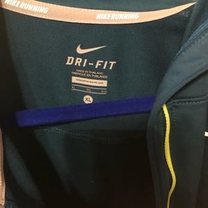 Nike Dri-Fit teal zip jacket. EUC